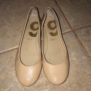 Tan patent leather Nine West flats